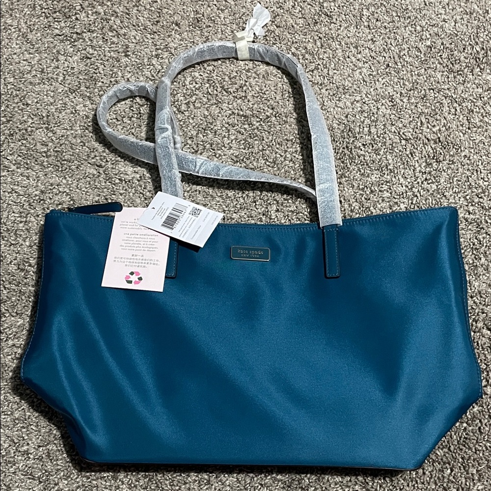 Hayden Zip Top Tote